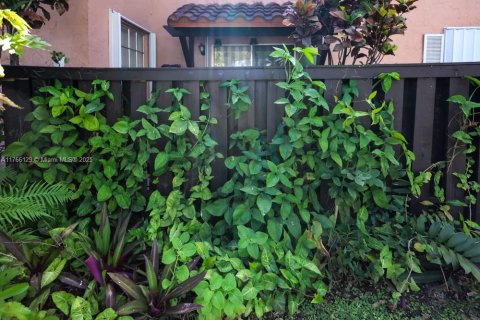 Condominio en venta en Miami, Florida, 3 dormitorios, 104.98 m2 № 1937767 - foto 30