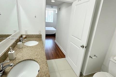 Снять в аренду кондоминиум в Майами, Флорида 3 спальни, 106.47м2, № 1992420 - фото 16