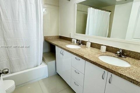 Снять в аренду кондоминиум в Майами, Флорида 3 спальни, 106.47м2, № 1992420 - фото 14