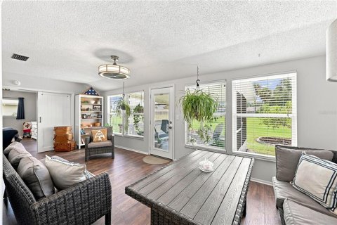 Villa ou maison à vendre à Sun City Center, Floride: 2 chambres, 157.66 m2 № 2296384 - photo 19