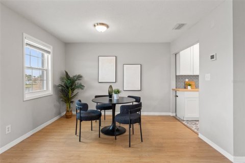 Condominio en alquiler en Saint Petersburg, Florida, 1 dormitorio, 52.12 m2 № 1877087 - foto 6