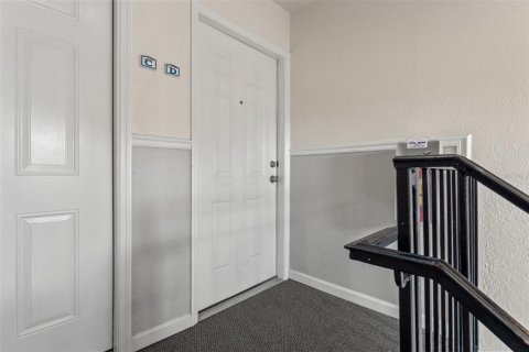 Condominio en alquiler en Saint Petersburg, Florida, 1 dormitorio, 52.12 m2 № 1877087 - foto 2