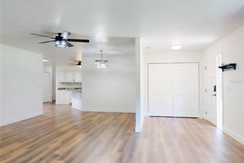 House in Ocala, Florida 3 bedrooms, 181.44 sq.m. № 1631203 - photo 15