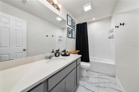 Townhouse in Orlando, Florida 3 bedrooms, 140.84 sq.m. № 2223468 - photo 26