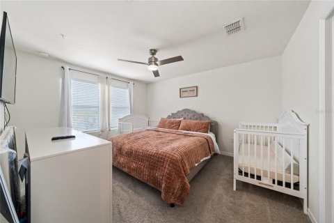 Townhouse in Orlando, Florida 3 bedrooms, 140.84 sq.m. № 2223468 - photo 20