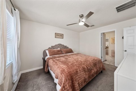 Townhouse in Orlando, Florida 3 bedrooms, 140.84 sq.m. № 2223468 - photo 18