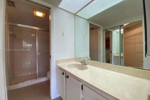 Condo in Homestead, Florida, 2 bedrooms  № 1399922 - photo 7