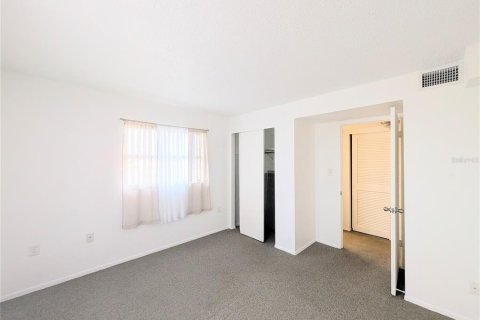Condo in Bradenton, Florida, 2 bedrooms  № 2212254 - photo 7