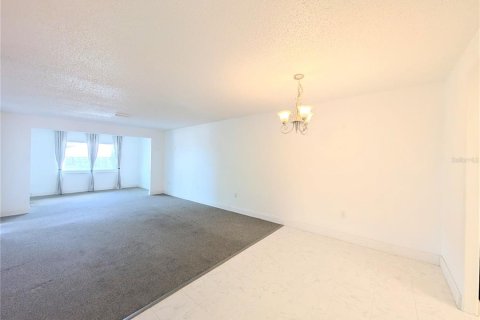 Condo in Bradenton, Florida, 2 bedrooms  № 2212254 - photo 8