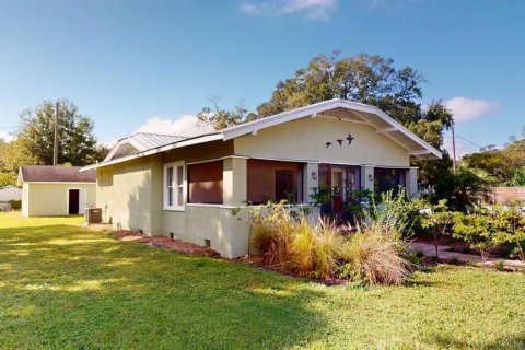 House in Sanford, Florida 2 bedrooms, 112.41 sq.m. № 2166597