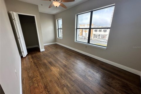 Propiedad comercial en venta en Umatilla, Florida, 929.02 m2 № 2316444 - foto 17