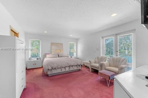 Casa en venta en Miami, Florida, 4 dormitorios, 311.41 m2 № 1968937 - foto 19