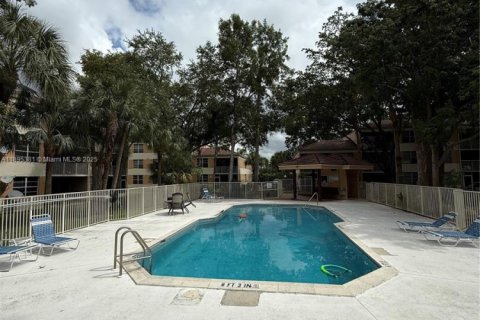 Copropriété à louer à Coral Springs, Floride: 3 chambres, 113.81 m2 № 1947254 - photo 10