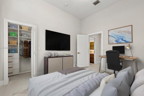 Villa ou maison à vendre à Palmetto Bay, Floride: 5 chambres, 312.15 m2 № 1989311 - photo 27
