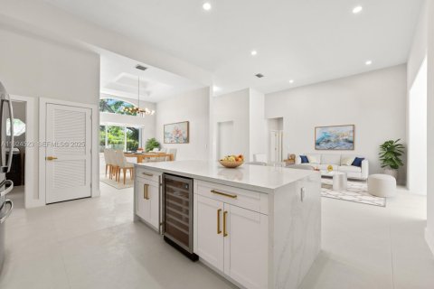 Villa ou maison à vendre à Palmetto Bay, Floride: 5 chambres, 312.15 m2 № 1989311 - photo 12