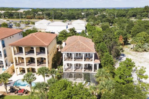 Villa ou maison à vendre à Miramar Beach, Floride: 4 chambres, 377.65 m2 № 560362 - photo 1