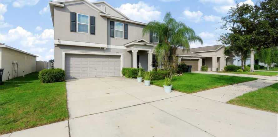 Villa ou maison à Ruskin, Floride 4 chambres, 241.45 m2 № 2419587