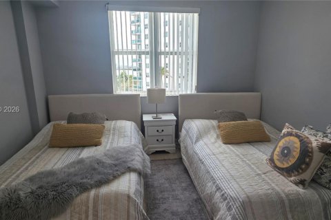 Copropriété à louer à North Bay Village, Floride: 2 chambres, 116.22 m2 № 2332487 - photo 7