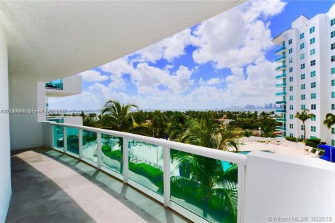 Copropriété à louer à North Bay Village, Floride: 2 chambres, 116.22 m2 № 2332487 - photo 14