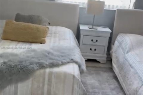 Copropriété à louer à North Bay Village, Floride: 2 chambres, 116.22 m2 № 2332487 - photo 4