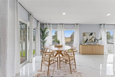 Villa ou maison à vendre à Saint Petersburg, Floride: 3 chambres, 252.32 m2 № 2215700 - photo 16