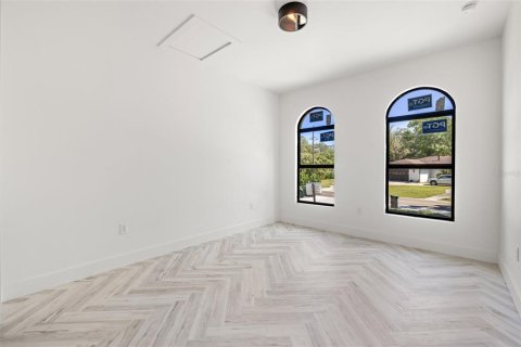 Casa en venta en Tampa, Florida, 4 dormitorios, 286.98 m2 № 1529644 - foto 19