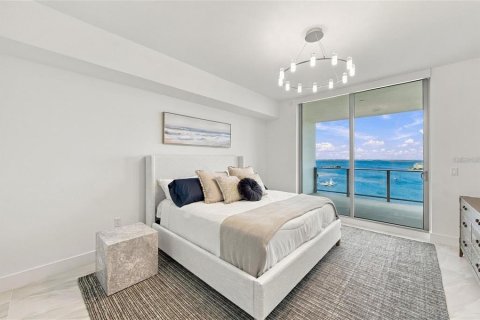 Снять в аренду кондоминиум в Тампа, Флорида 6 комнат, 223.99м2, № 2421983 - фото 16
