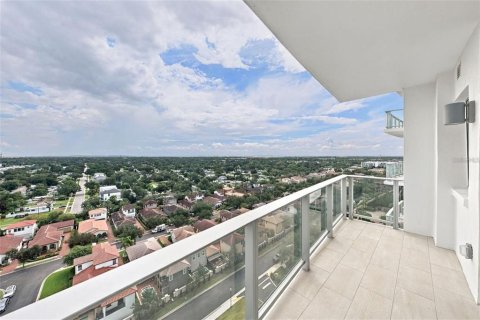 Снять в аренду кондоминиум в Тампа, Флорида 6 комнат, 223.99м2, № 2421983 - фото 26
