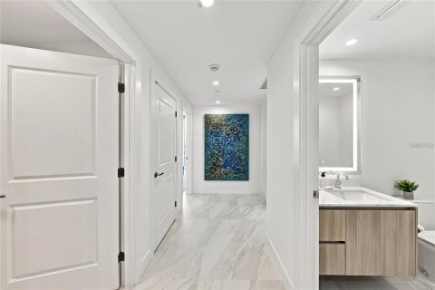 Снять в аренду кондоминиум в Тампа, Флорида 6 комнат, 223.99м2, № 2421983 - фото 22