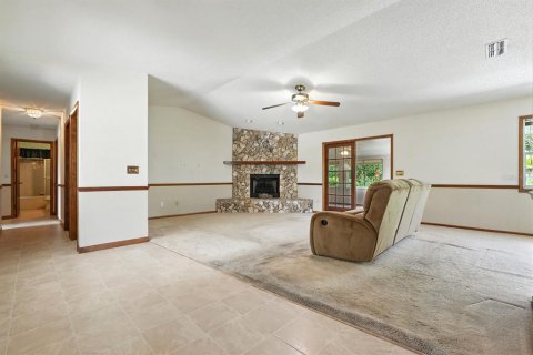Villa ou maison à vendre à Edgewater, Floride: 3 chambres, 157.75 m2 № 1884380 - photo 5