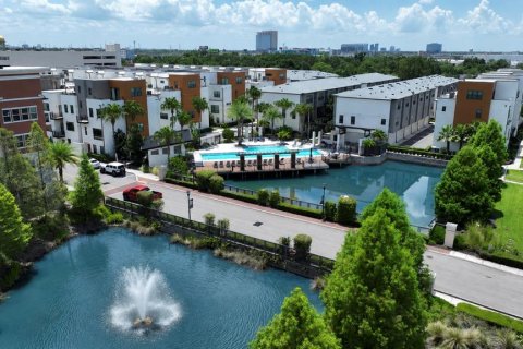 Touwnhouse à vendre à Tampa, Floride: 3 chambres, 172.33 m2 № 2220857 - photo 28