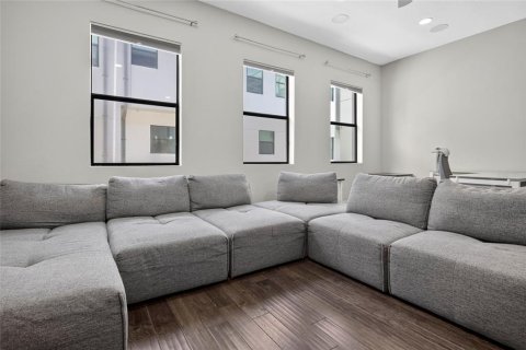 Touwnhouse à vendre à Tampa, Floride: 3 chambres, 172.33 m2 № 2220857 - photo 14