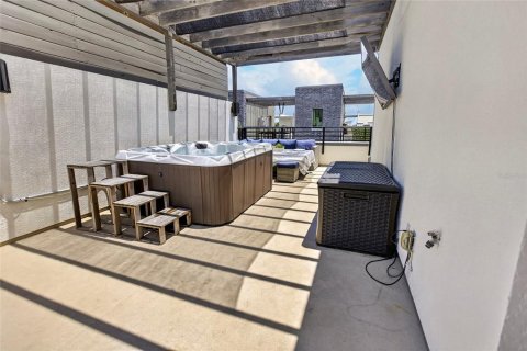 Touwnhouse à vendre à Tampa, Floride: 3 chambres, 172.33 m2 № 2220857 - photo 26