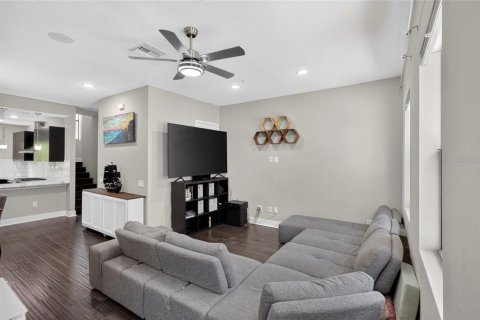 Touwnhouse à vendre à Tampa, Floride: 3 chambres, 172.33 m2 № 2220857 - photo 13