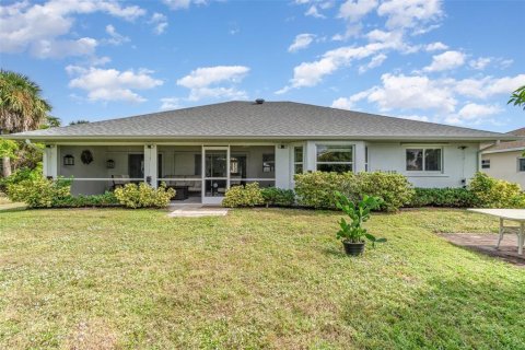Villa ou maison à vendre à Port Charlotte, Floride: 3 chambres, 156.82 m2 № 2151686 - photo 23