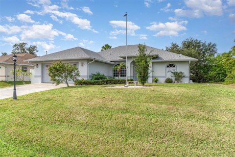 Villa ou maison à Port Charlotte, Floride 3 chambres, 156.82 m2 № 2151686