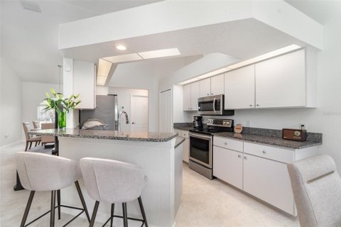 Villa ou maison à vendre à Port Charlotte, Floride: 3 chambres, 156.82 m2 № 2151686 - photo 12