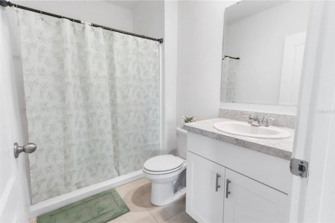 House in Kissimmee, Florida 5 bedrooms, 229.84 sq.m. № 1878190 - photo 8
