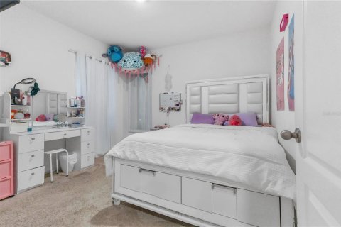 House in Kissimmee, Florida 5 bedrooms, 229.84 sq.m. № 1878190 - photo 13