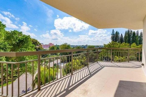 Купить кондоминиум в Бока-Ратон, Флорида 4 комнаты, 225.75м2, № 2086202 - фото 29
