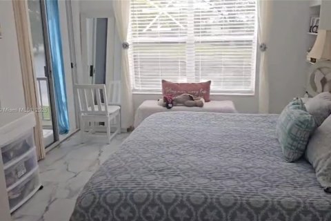 Copropriété à louer à Lauderhill, Floride: 2 chambres, 106.84 m2 № 1946901 - photo 11