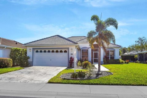 House in North Fort Myers, Florida 3 bedrooms, 134.89 sq.m. № 1765947 - photo 1
