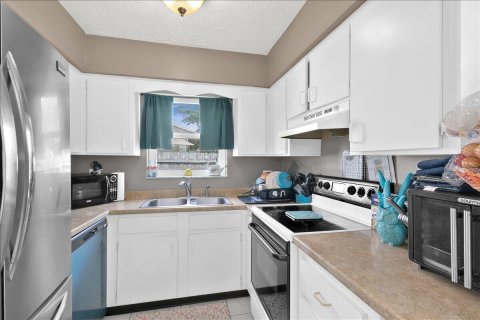 Casa en venta en Port St. Lucie, Florida, 3 dormitorios, 125.23 m2 № 2249330 - foto 21