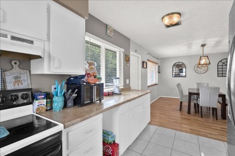 Casa en venta en Port St. Lucie, Florida, 3 dormitorios, 125.23 m2 № 2249330 - foto 18
