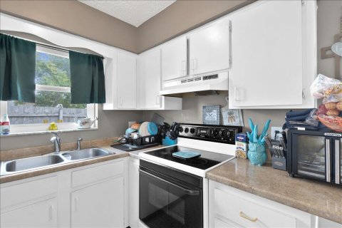 Casa en venta en Port St. Lucie, Florida, 3 dormitorios, 125.23 m2 № 2249330 - foto 24