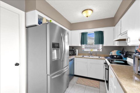 Casa en venta en Port St. Lucie, Florida, 3 dormitorios, 125.23 m2 № 2249330 - foto 22