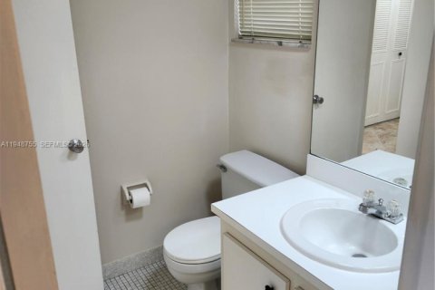 Снять в аренду кондоминиум в Дейви, Флорида 1 спальня, 87.33м2, № 2005311 - фото 9