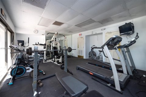 Снять в аренду кондоминиум в Авентура, Флорида 2 спальни, 92.34м2, № 1991835 - фото 19