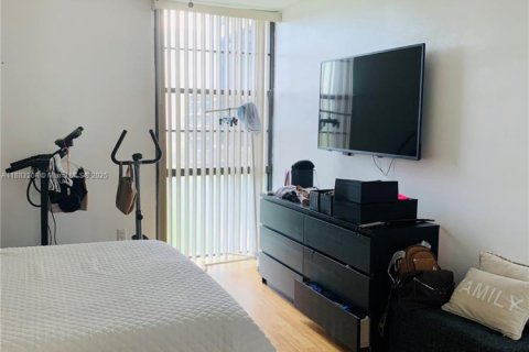 Снять в аренду кондоминиум в Авентура, Флорида 2 спальни, 92.34м2, № 1991835 - фото 10