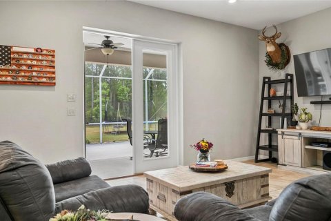 Casa en venta en Bunnell, Florida, 3 dormitorios, 170.75 m2 № 1655741 - foto 8